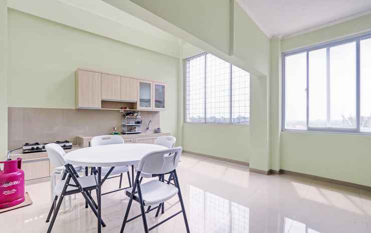 Семаранг: OYO 90549 Tumesa Homestay
