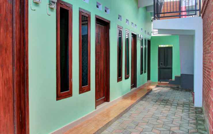 Гентенг: SPOT ON 90537 De Wisma Emas