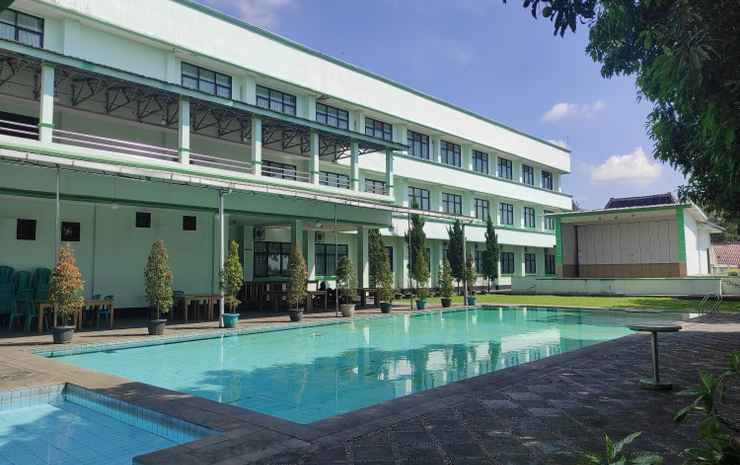Кунинган: Capital O 90530 Ayong M Linggarjati Hotel