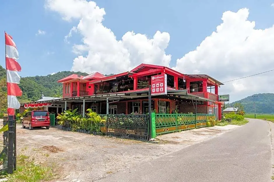 Букиттинги: OYO 90506 Bunga Sonsang Homestay Syariah