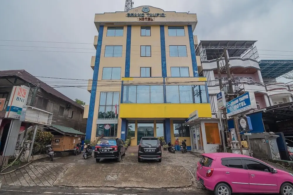 Таракан: RedDoorz Syariah @ Grand Taufiq Tarakan