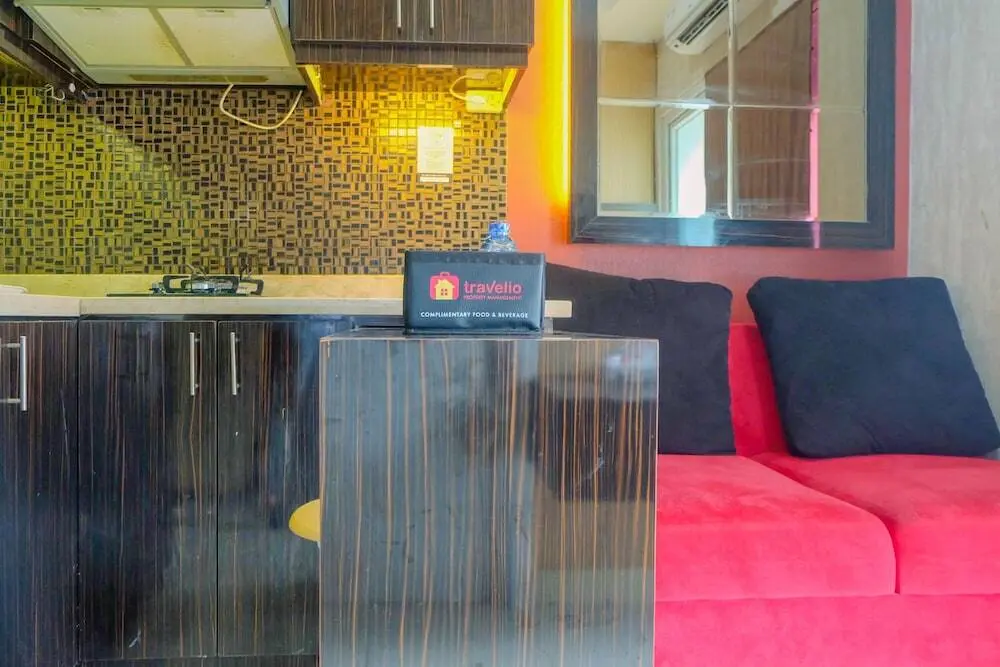 Джакарта: Warm 2BR Apartment at Green Pramuka City