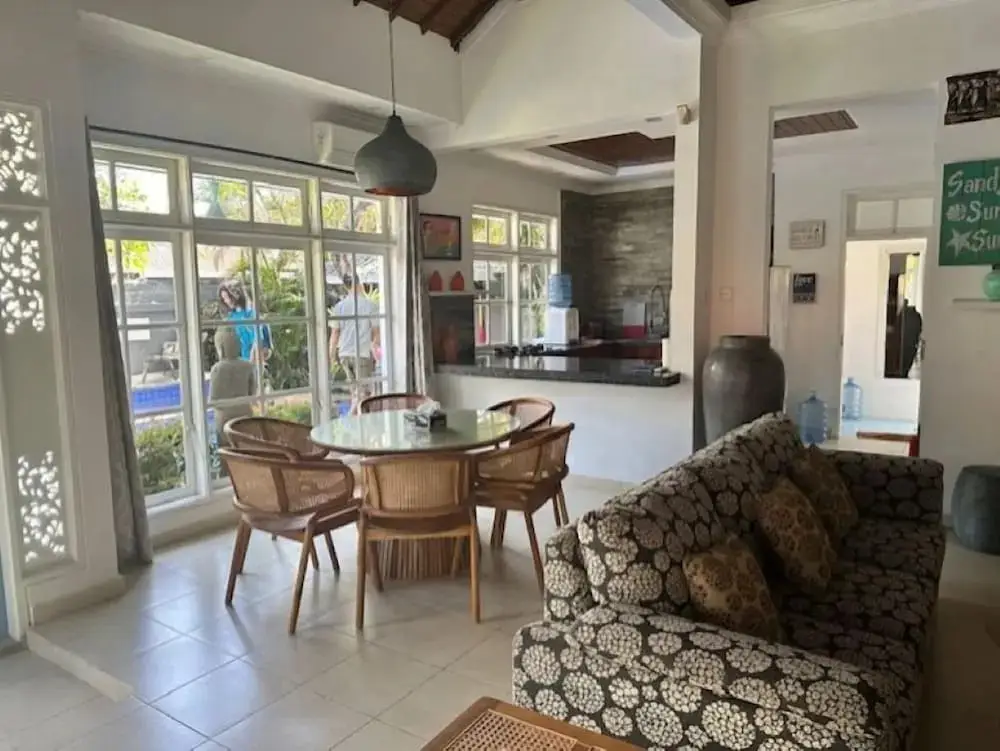 Денпасар: Bayshore Villa Sanur