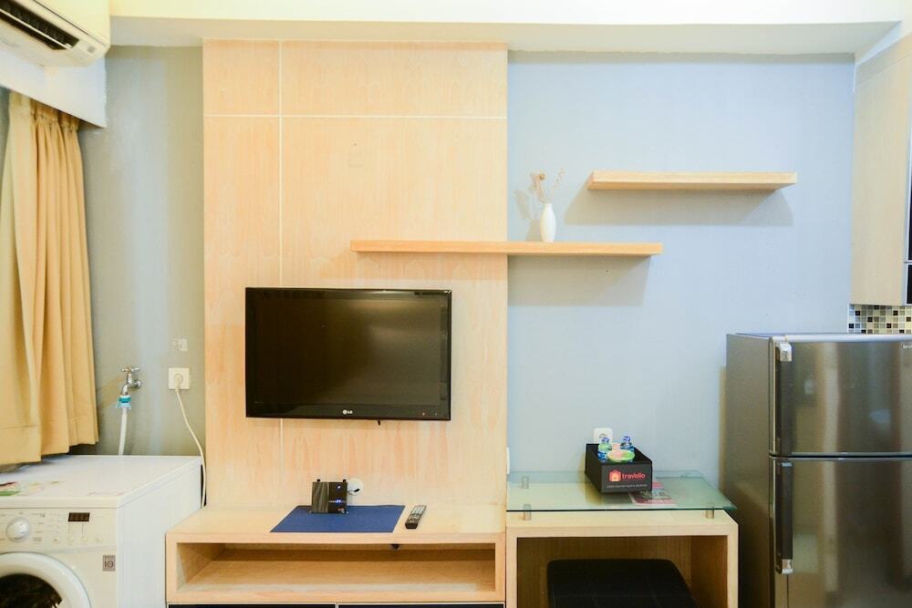 Джакарта: Simply Studio Maple Park Apartment with City View