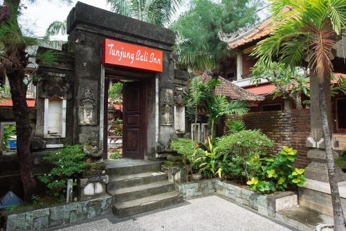 Кута: Tunjung Bali Inn