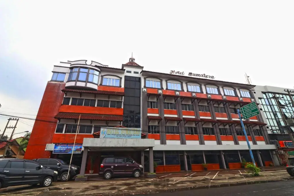 Медан: Hotel Sumatera