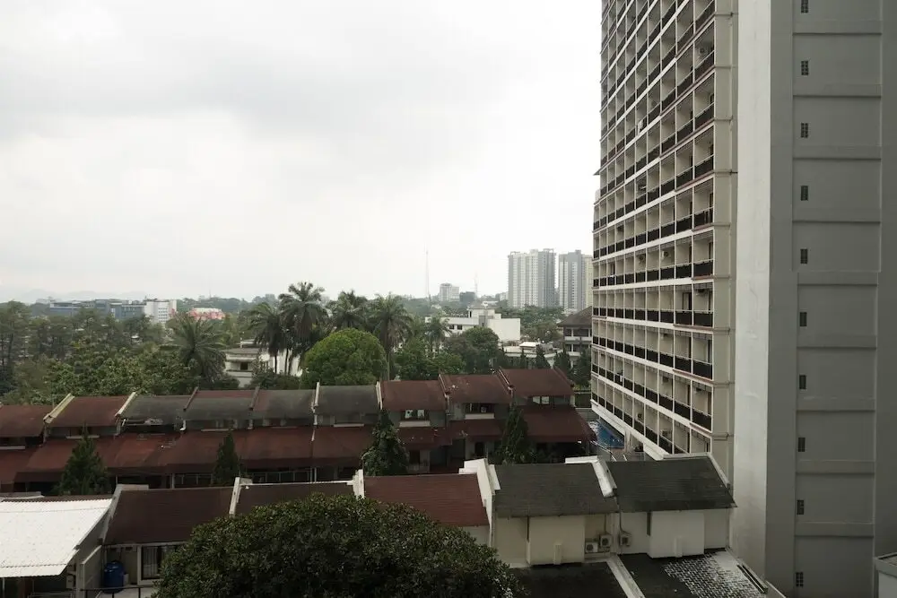 Studio Room at Dago Suites Apartment near ITB — фото 1