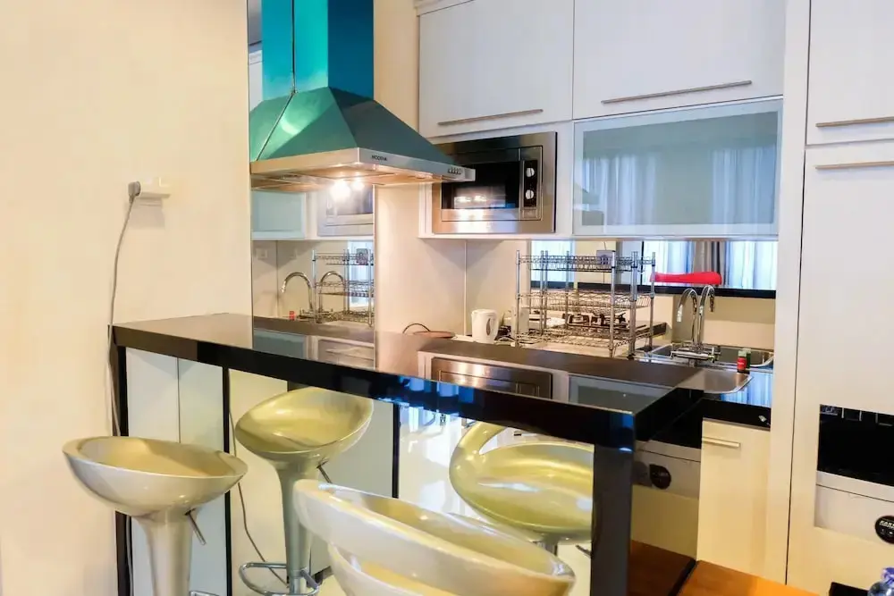 Джакарта: Spacious Studio Apartment The Mansion At Kemang