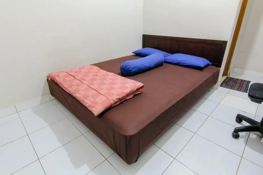 Депок: JJ House Wahid Hasyim