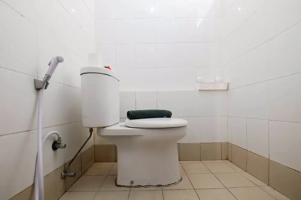Джакарта: Elegant Studio Bassura Apartment