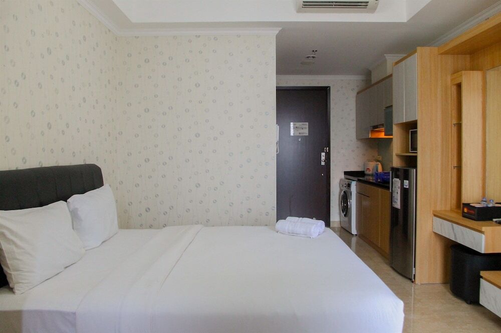 Джакарта: Fabulous Studio Menteng Park Apartment