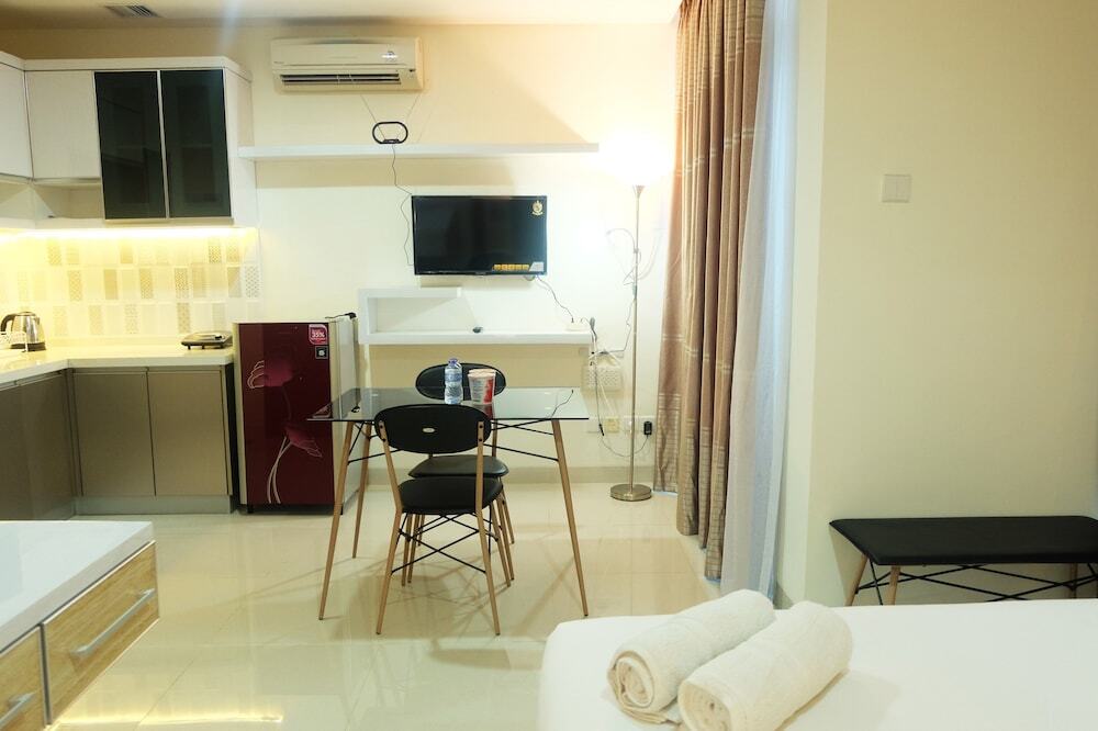 Южный Тангеранг: Great Location Brooklyn Alam Sutera Studio Apartment