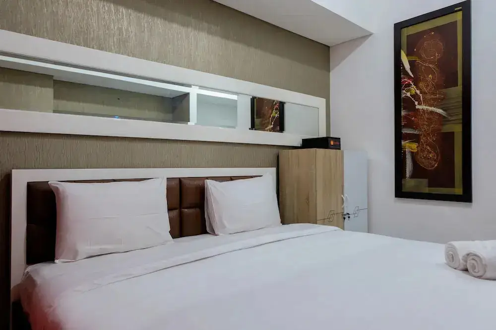 Legok: Modern & Comfy Studio @ Casa De Parco Apartment