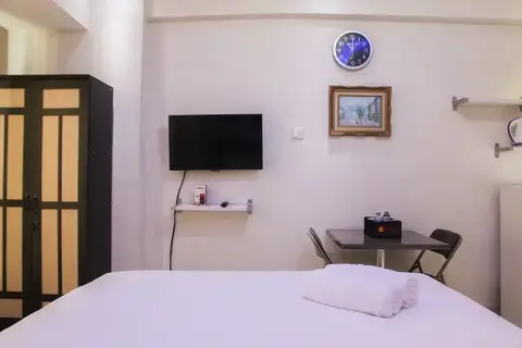 Comfy Studio Room Sunter Park View Apartment — фото 1