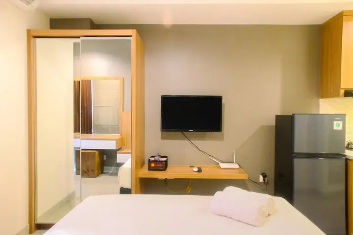 Бекаси: Comfy Studio Grand Kamala Lagoon Apartment