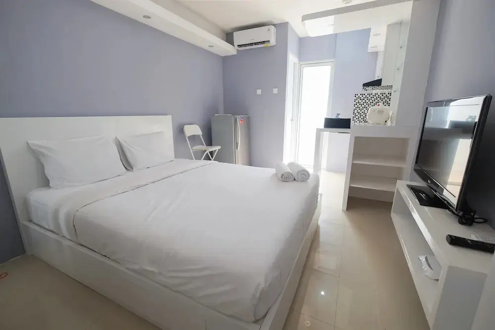 Джакарта: Best Deal Studio Bassura Apartment