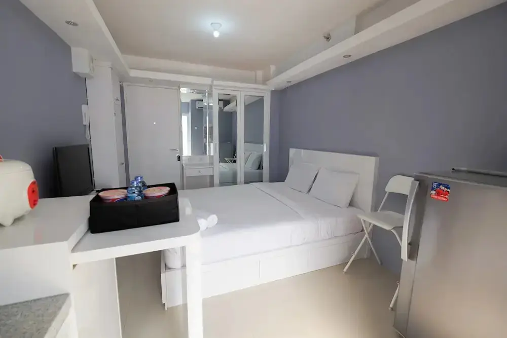 Джакарта: Best Deal Studio Bassura Apartment