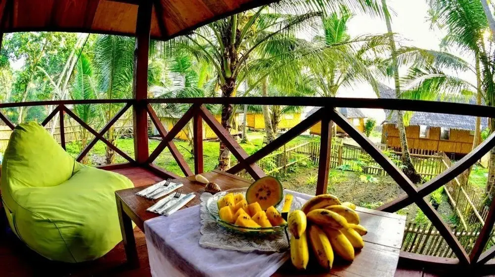 Матан Урунг: Simeulue Surflodges
