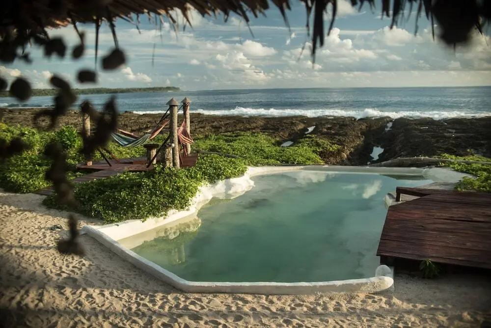 Матан Урунг: Simeulue Surflodges