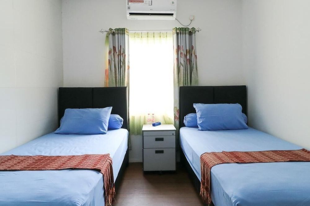 Унгасан: Donata House