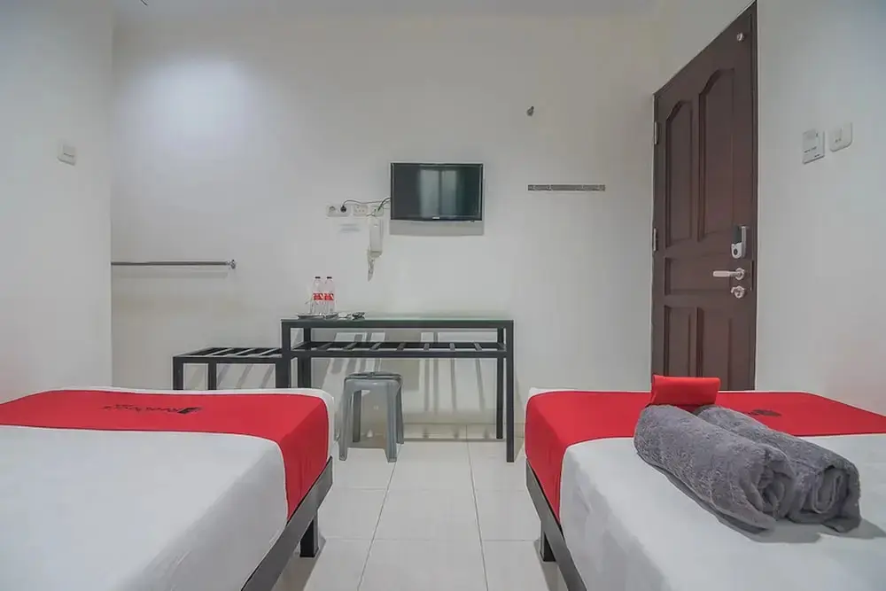 Батам: RedDoorz near Nagoya Citywalk Batam 2