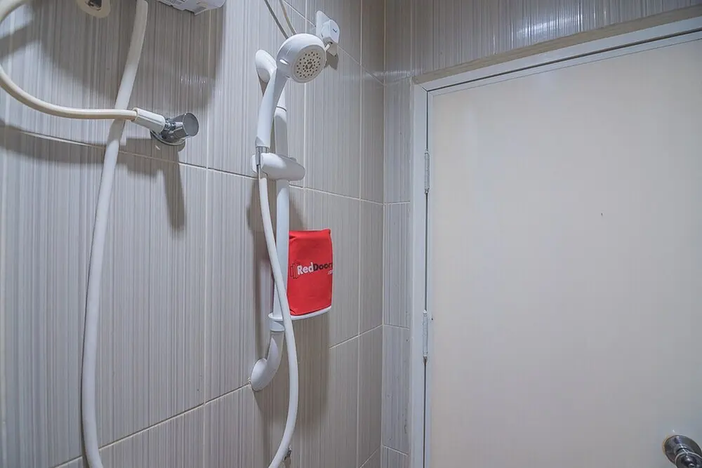 Батам: RedDoorz near Nagoya Citywalk Batam 2