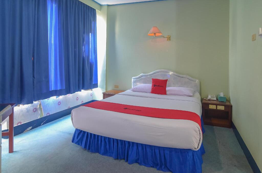 Синкаванг: RedDoorz near Tugu Naga Singkawang