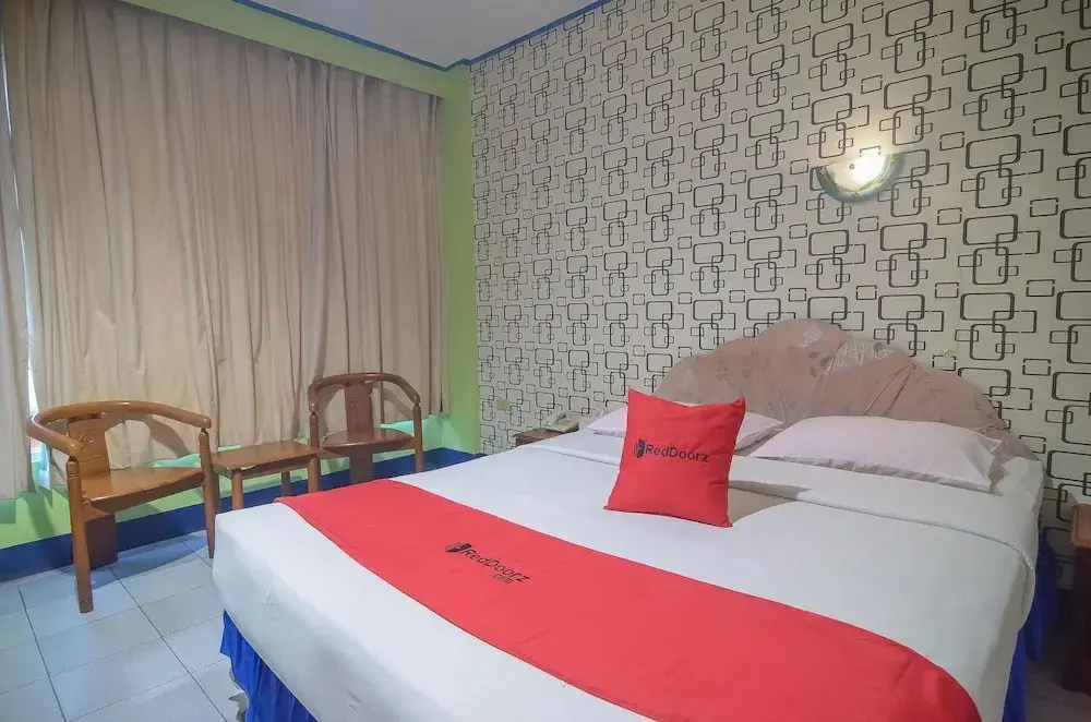 Синкаванг: RedDoorz near Tugu Naga Singkawang