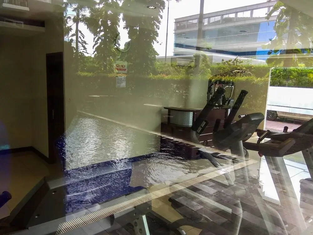 Джакарта: Minimalist Studio Room at Sunter Park View Apartment