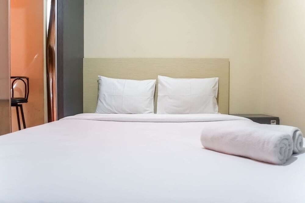 Сурабая: Relaxing Studio Apartment at Tamansari Papilio