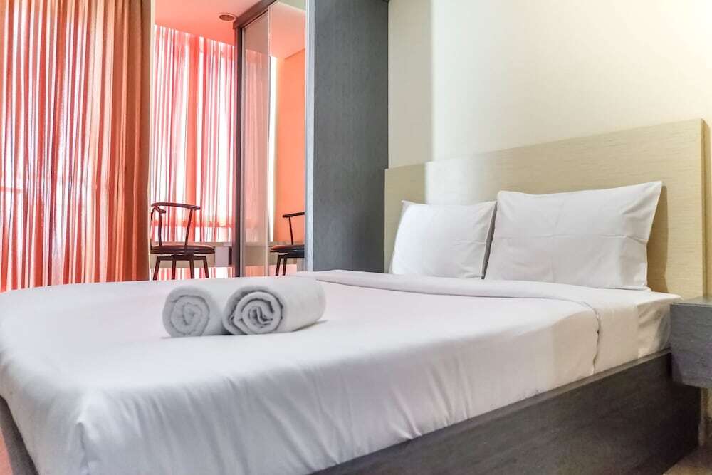 Сурабая: Relaxing Studio Apartment at Tamansari Papilio