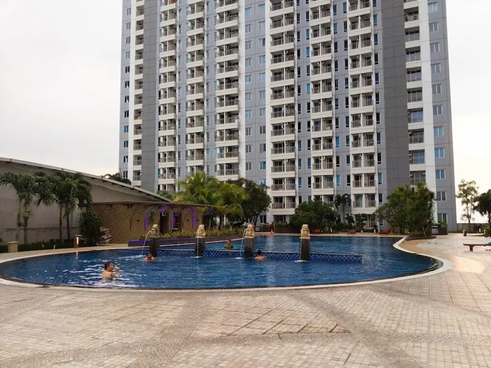 Сурабая: Clean Studio Apartment Connected to Mall at Orchard Supermall Mansion