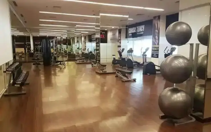 Сурабая: Clean Studio Apartment Connected to Mall at Orchard Supermall Mansion