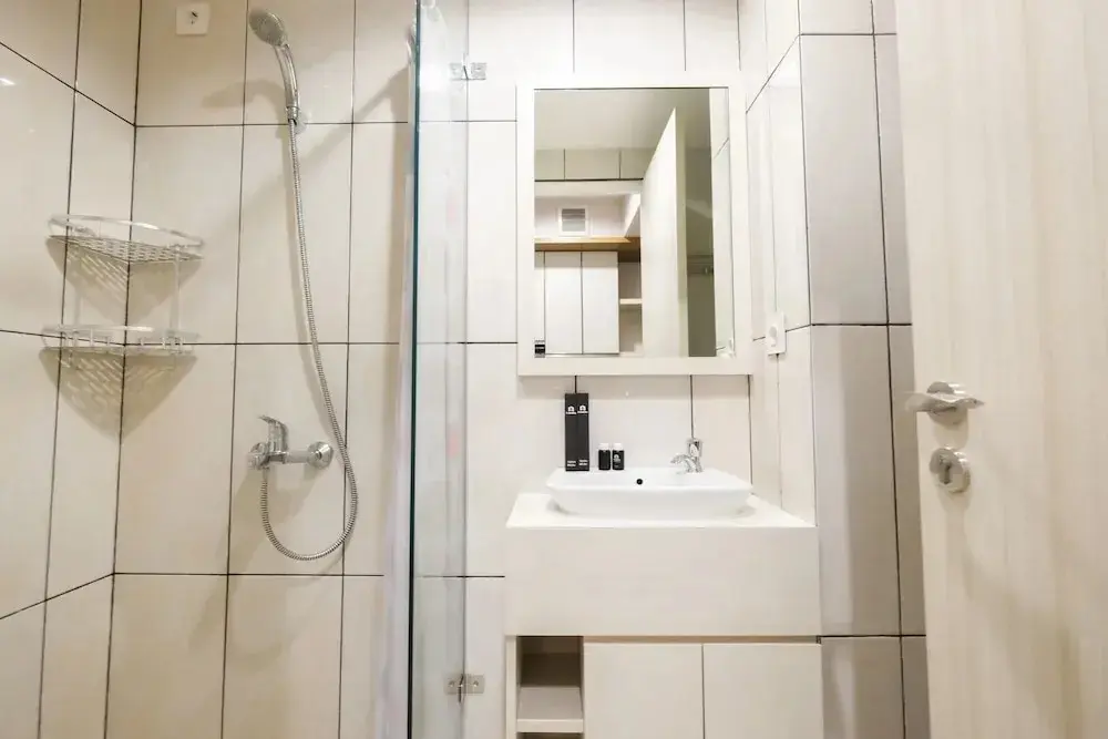 Бекаси: Best Furnished Studio @ Grand Kamala Lagoon Apartment