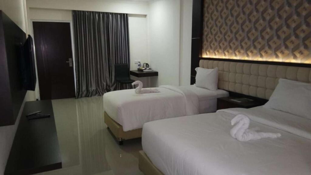 Чилачап: Sindoro Hotel Cilacap by Conary