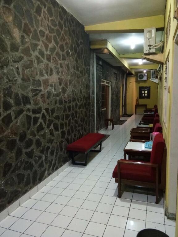 Джокьякарта: Prayogolama Guest House