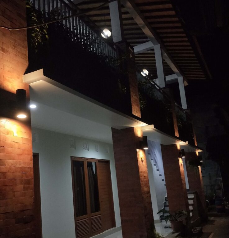 Bale Delod Guest House — фото 1