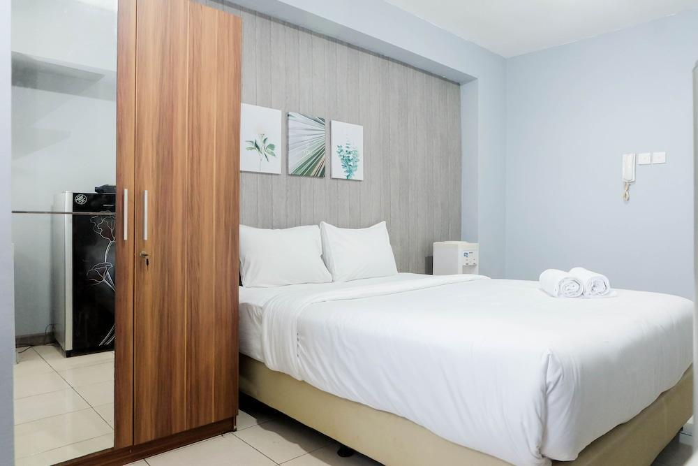 Джакарта: Sea View Studio Apartment at Green Bay Pluit