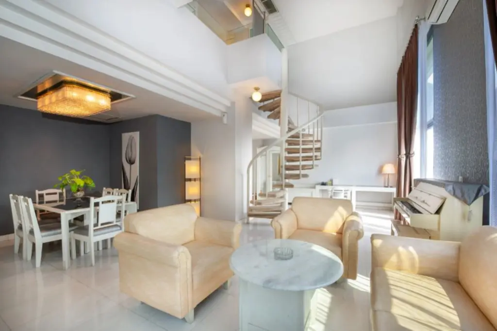 Маланг: Tychi Hotel