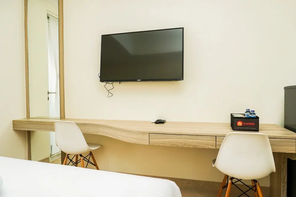 Джакарта: Fully Furnished Studio Menteng Park Apartment