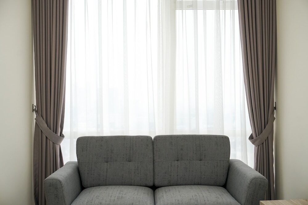 Джакарта: Comfort and Clean Studio Menteng Park Apartment
