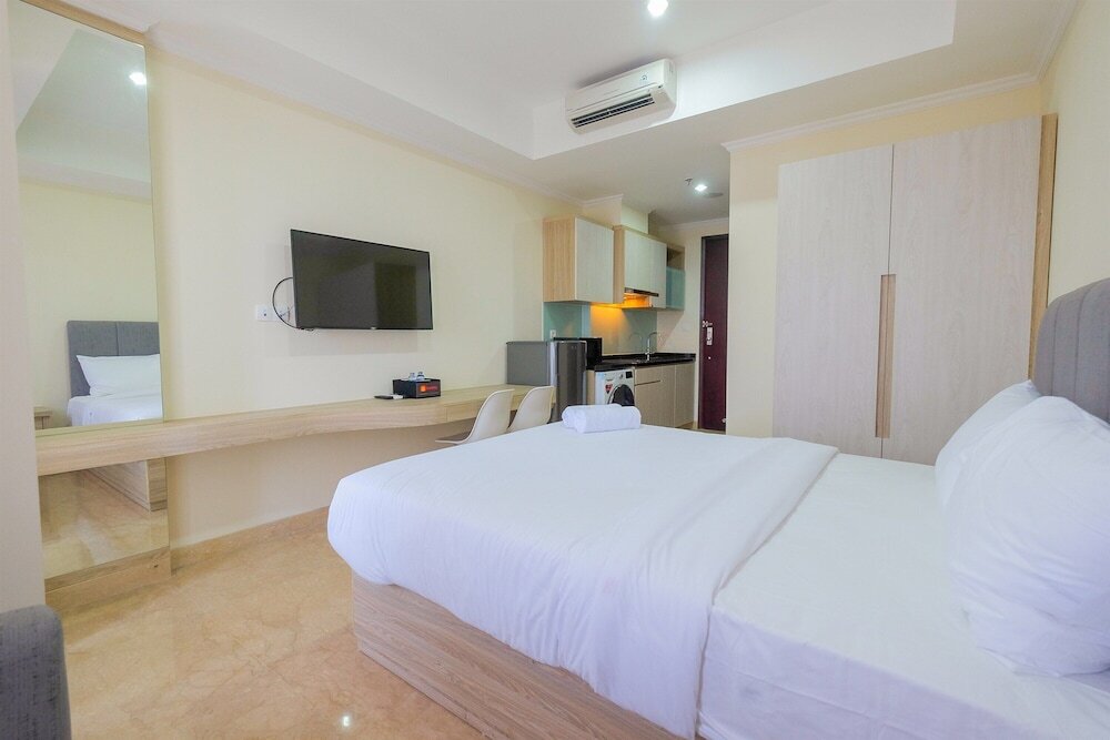 Джакарта: City View Studio @ Menteng Park Apartment