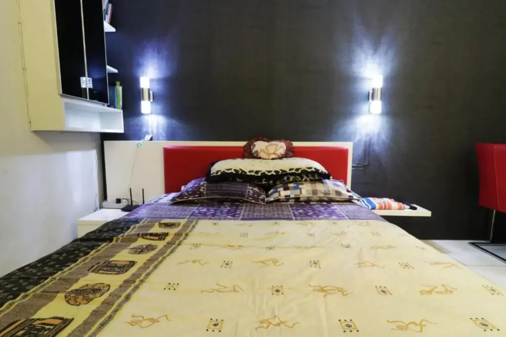 Джакарта: Apartment Kalibata City by Novi