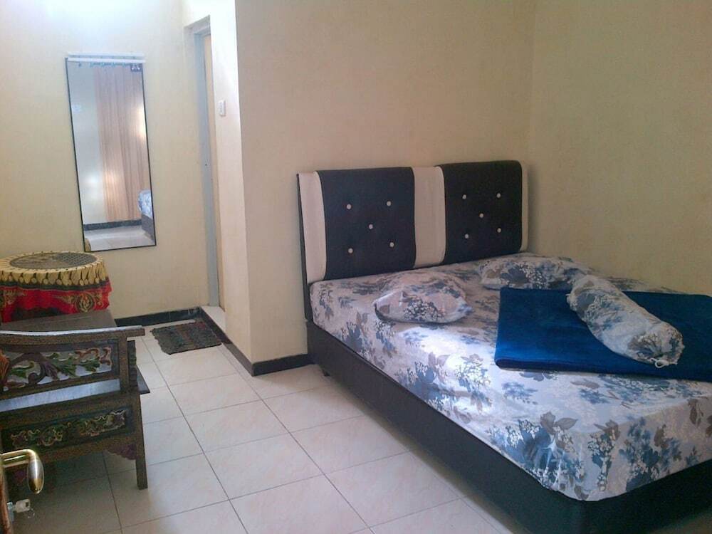 Бату: Villa 3 Saudara