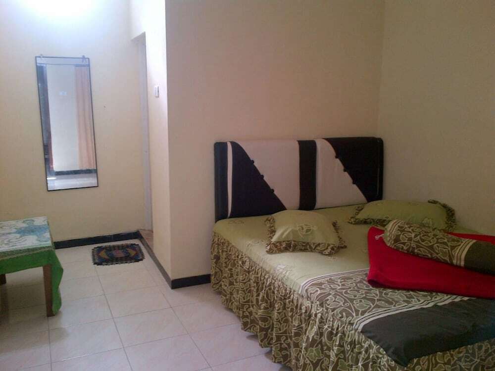 Бату: Villa 3 Saudara