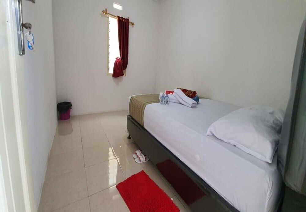 Букиттинги: New Fatimah Guest House Syariah