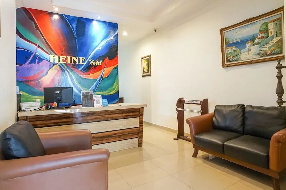 Манадо: Heine Hotel