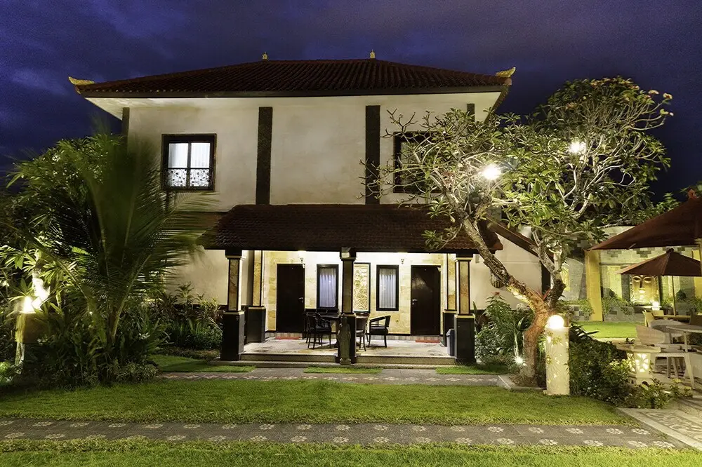 Беноа: Villa Crystaloka