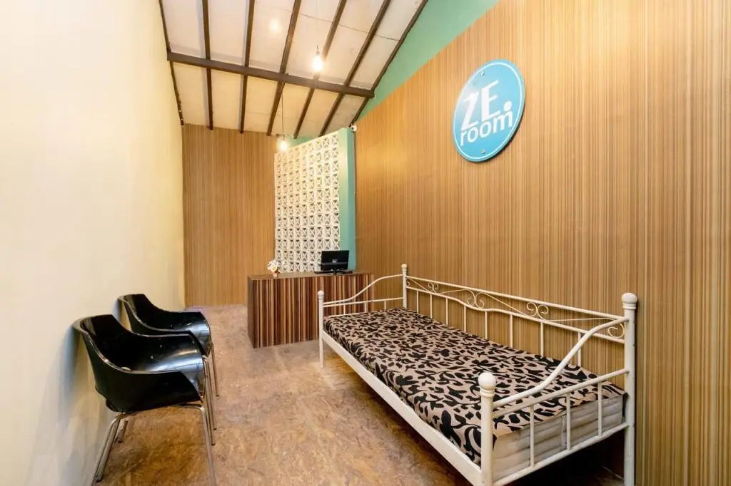 Депок: OYO 1162 ZE room