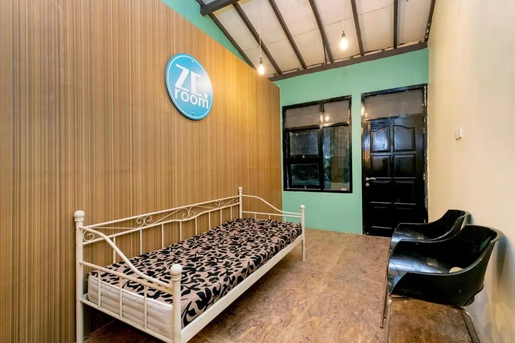 Депок: OYO 1162 ZE room